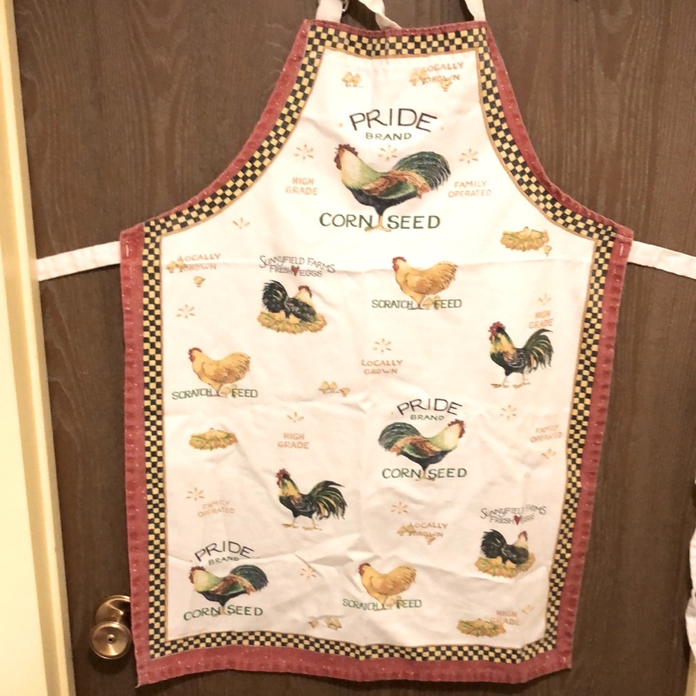 Kay Dee Designs Rooster & Chicken Apron 31x11.5”, ties are each 26” long